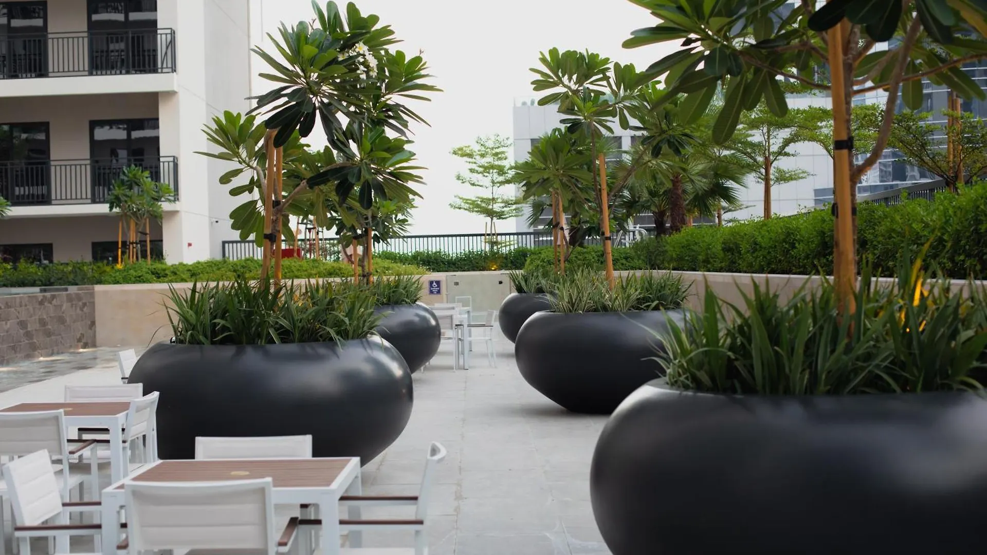 Canal Vista - Home Near Downtown - Awsesome Views Dubai